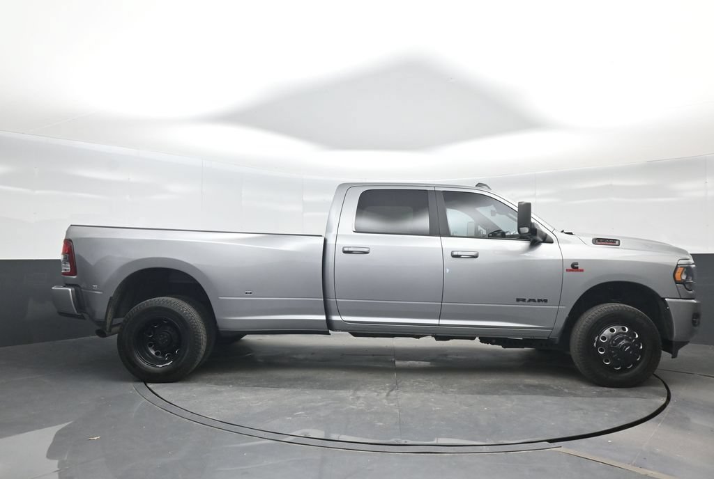 Used 2021 RAM 3500 Big Horn w/ Night Edition AWD/4WD image 7