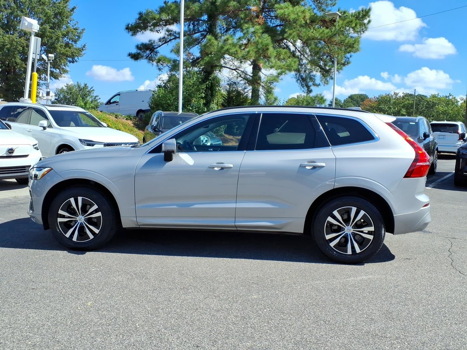 Certified 2023 Volvo XC60 B5 Core w/ Climate Package AWD/4WD image 8