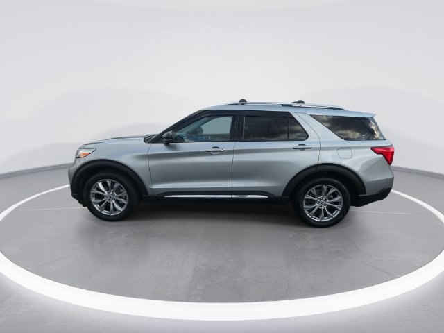 Used 2023 Ford Explorer Limited w/ Equipment Group 301A RWD image 5