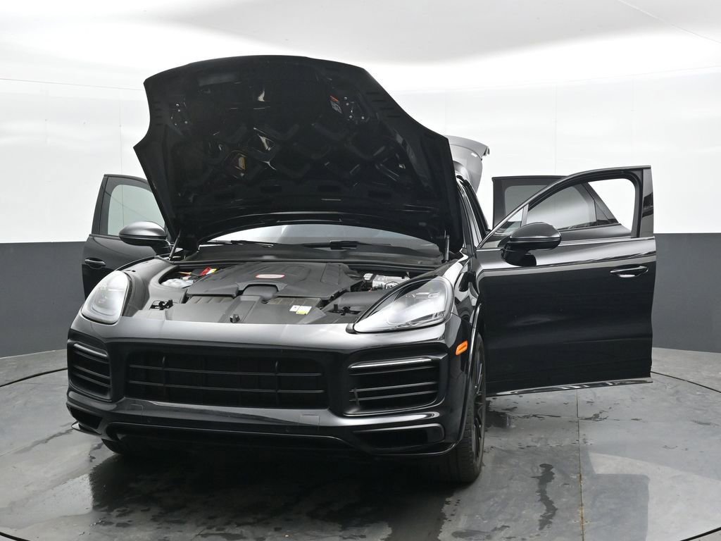 Used 2023 Porsche Cayenne GTS AWD/4WD image 52