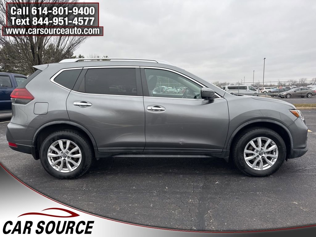 Used 2018 Nissan Rogue SV w/ Premium Package image 6