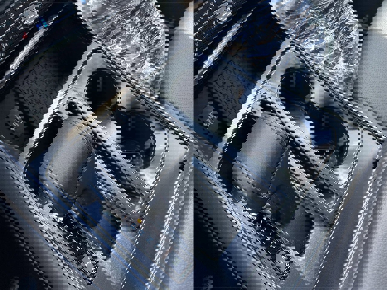 New 2025 Ford F150 Lariat w/ Equipment Group 501A Mid image 13