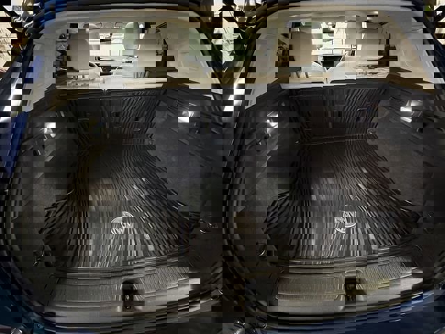 Used 2023 Buick Envision Avenir image 26