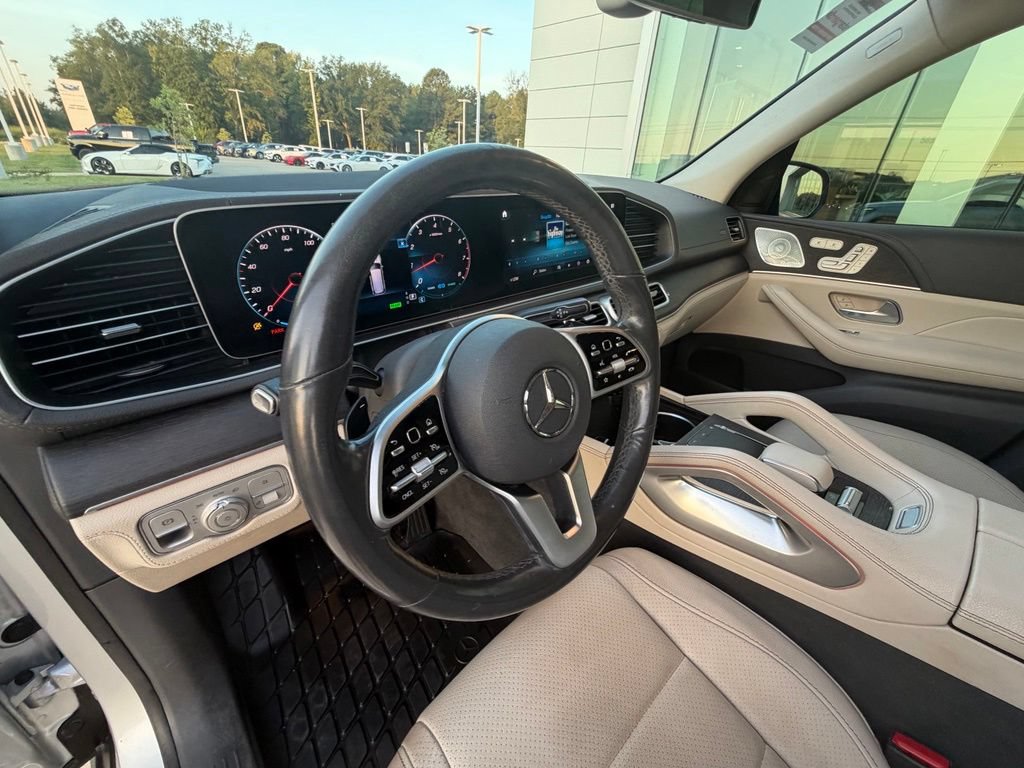Used 2020 Mercedes-Benz GLS 450 4MATIC image 15