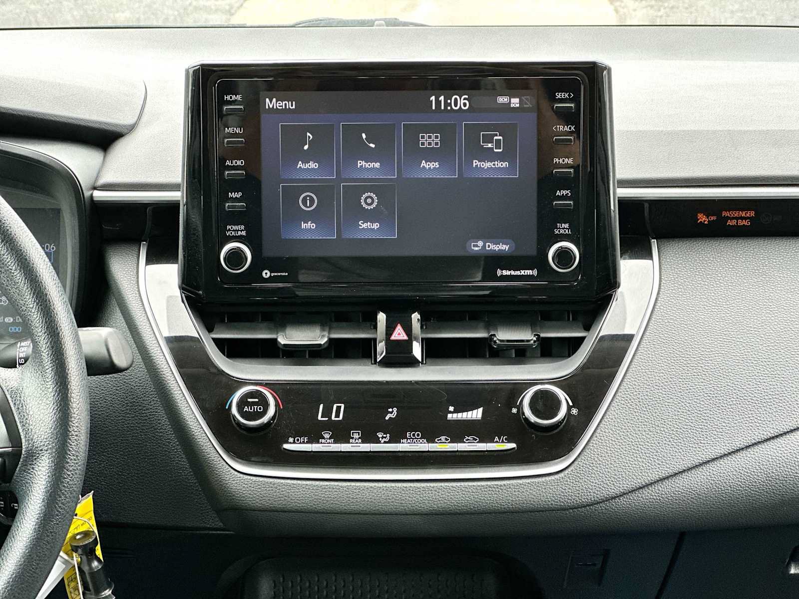 Used 2022 Toyota Corolla LE FWD image 26