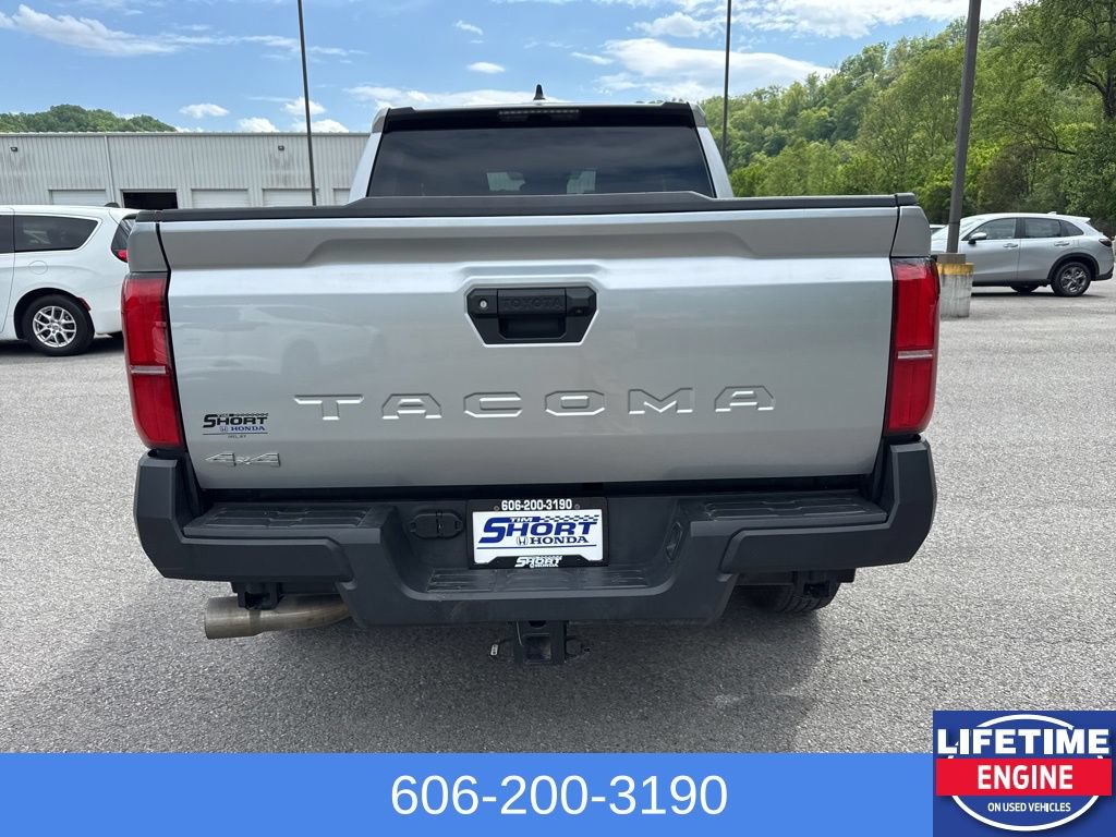 Used 2024 Toyota Tacoma SR AWD/4WD image 8