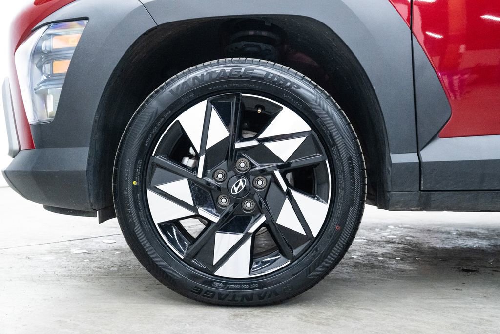 Used 2024 Hyundai Kona SEL image 7
