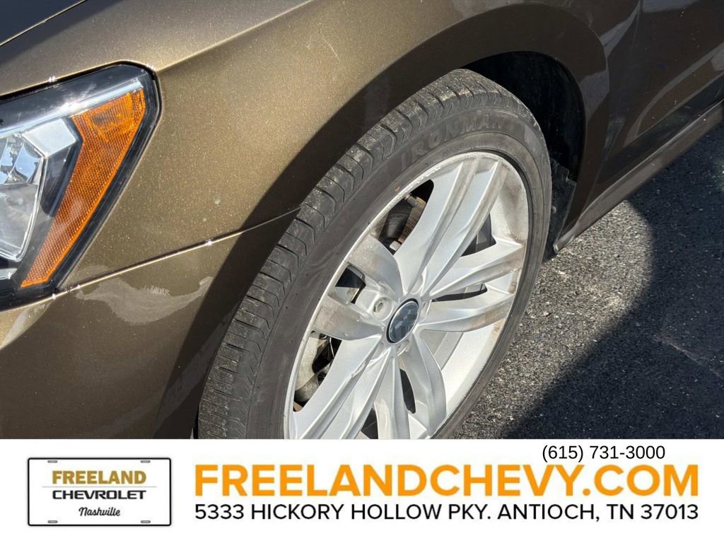 Used 2019 Volkswagen Passat 2.0T Wolfsburg image 9