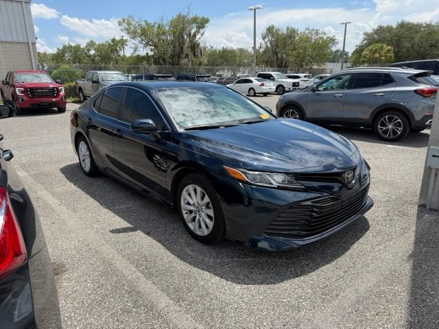 Used 2019 Toyota Camry LE FWD image 2