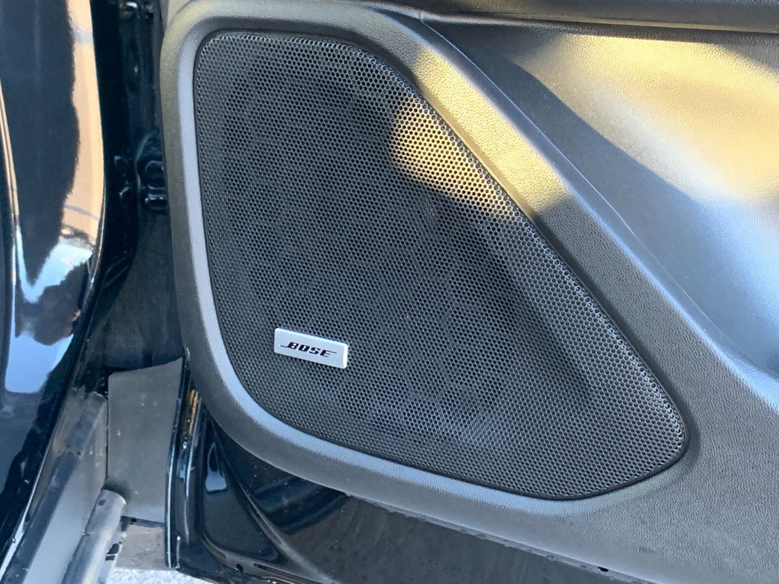 Used 2024 GMC Terrain Denali w/ Black Diamond Edition image 22