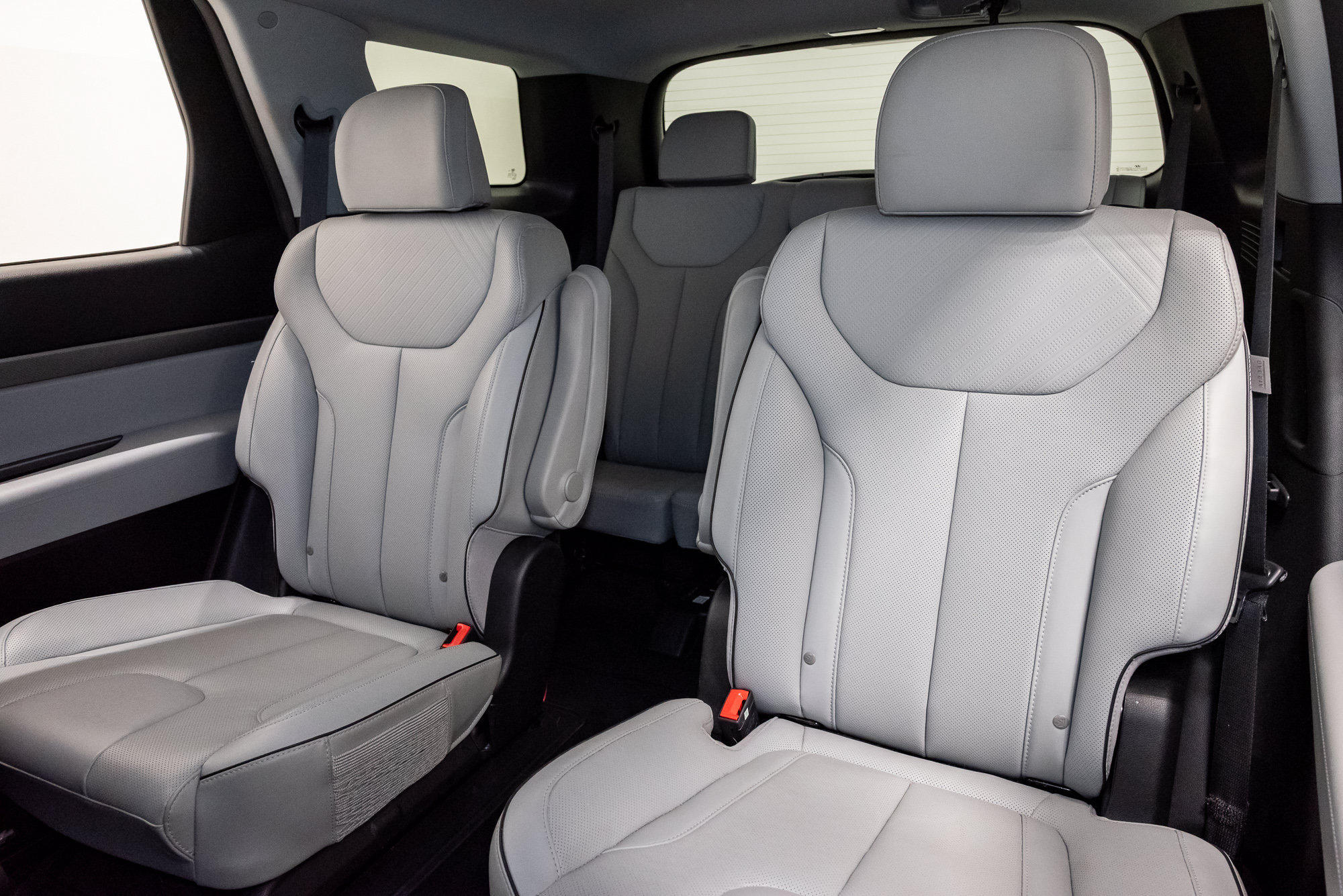 Used 2025 Hyundai Palisade SEL FWD image 27