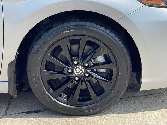 Used 2024 Toyota Camry SE FWD image 9