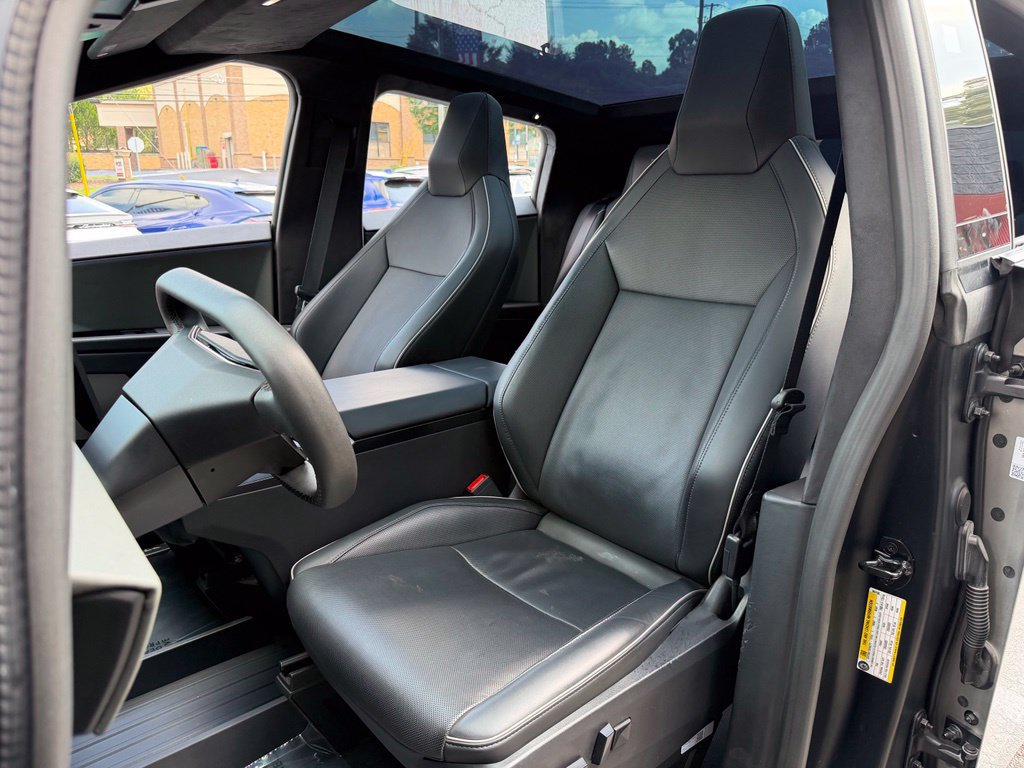 Used 2025 Tesla Cybertruck AWD Crew Cab image 25