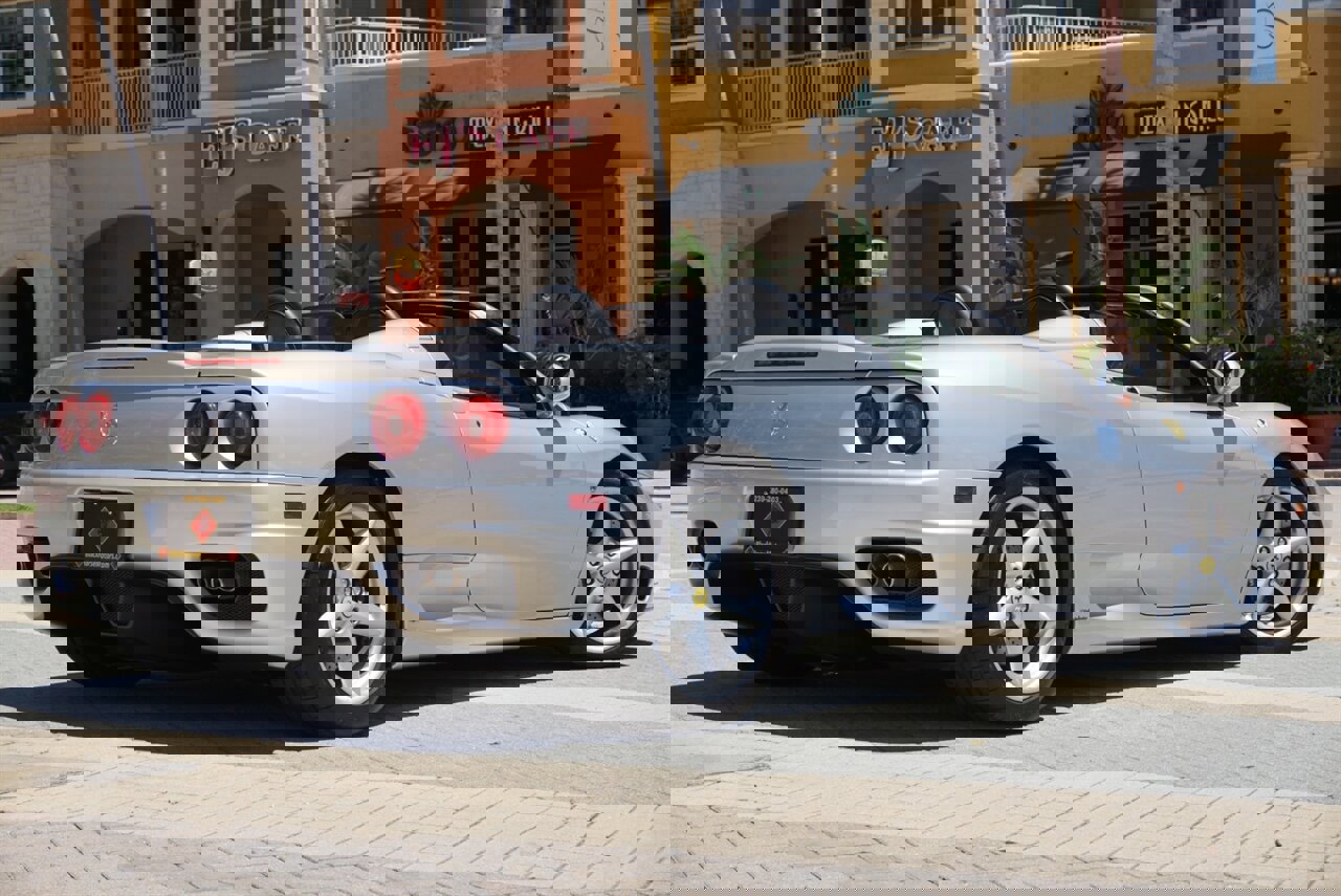 Used 2000 Ferrari 360 Spider image 30