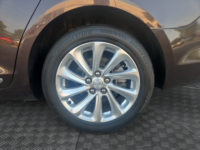Used 2015 Buick LaCrosse Leather FWD image 34