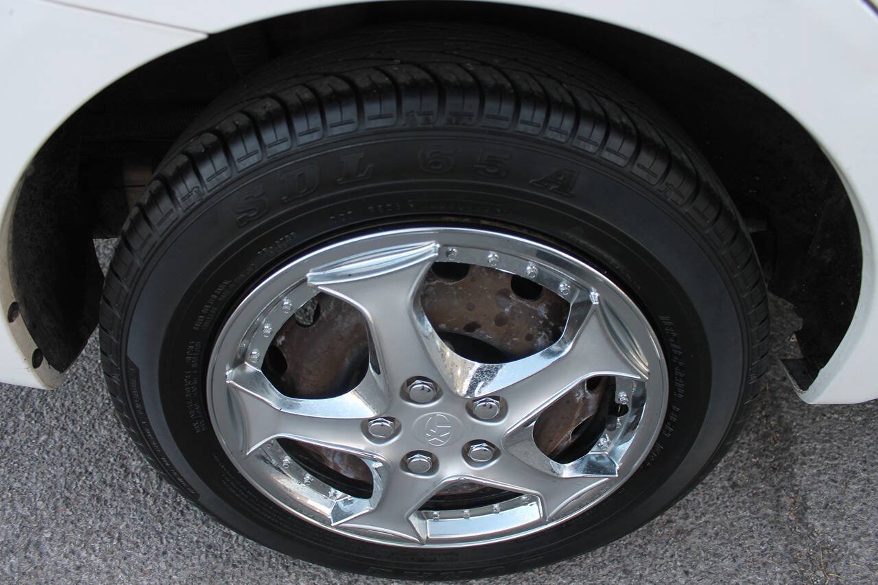 Used 2007 Chevrolet Aveo LS FWD image 12