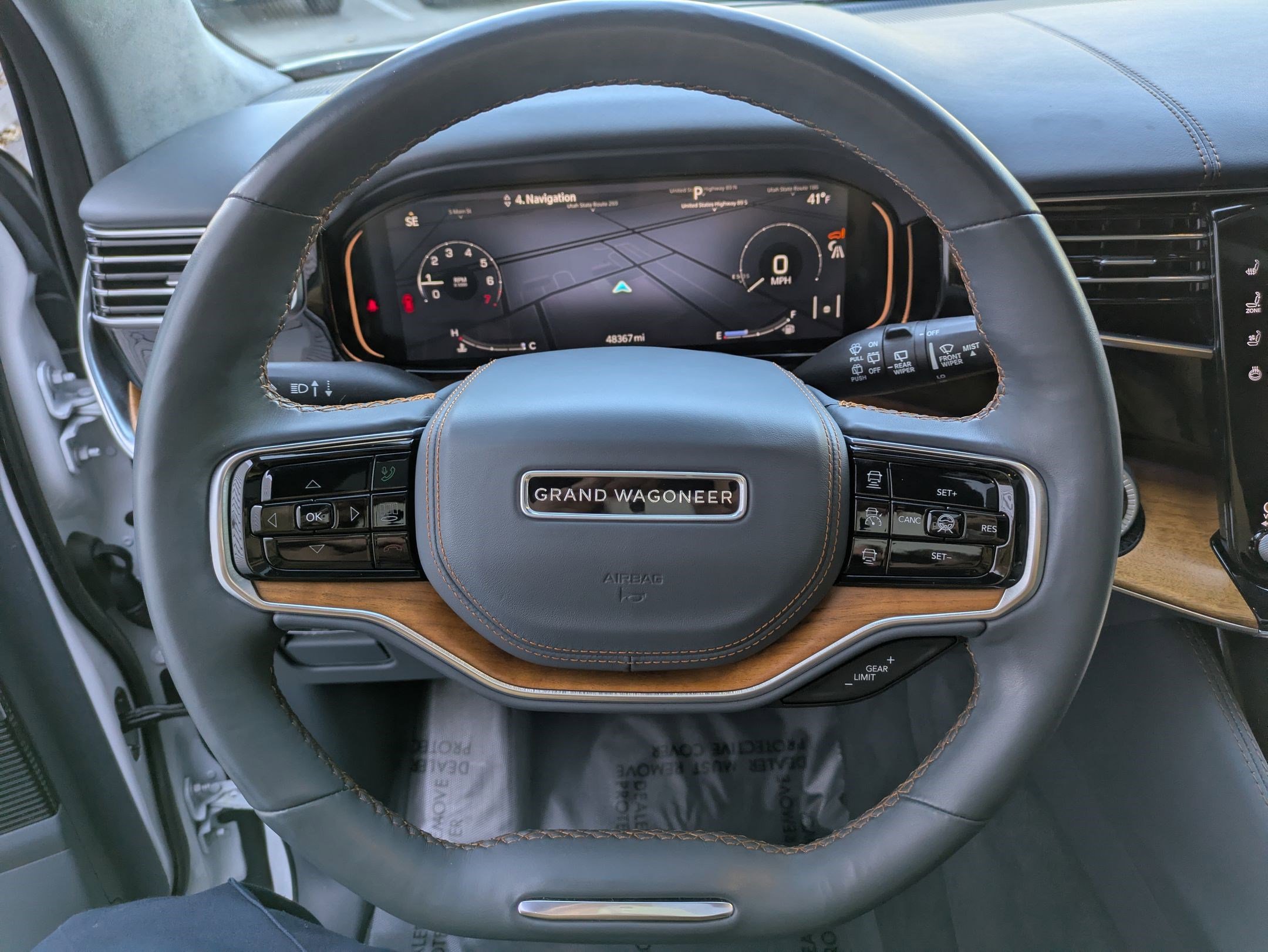 Used 2022 Jeep Grand Wagoneer Series II w/ Convenience Group III image 17