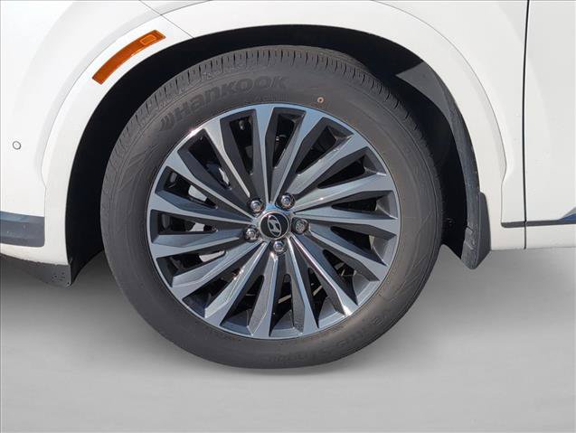 Certified 2025 Hyundai Palisade Calligraphy FWD image 10