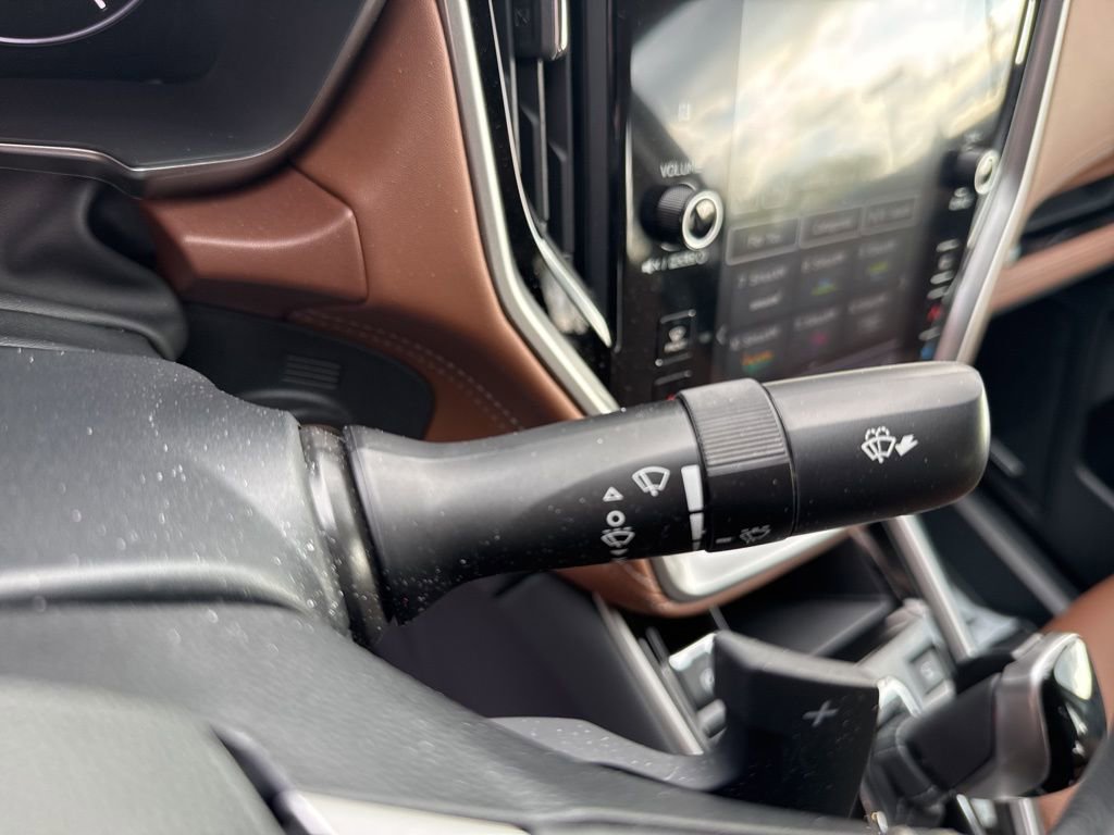 Used 2025 Subaru Legacy Touring XT AWD/4WD image 39