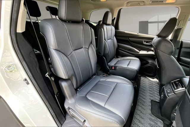 Used 2023 Subaru Ascent Limited image 22