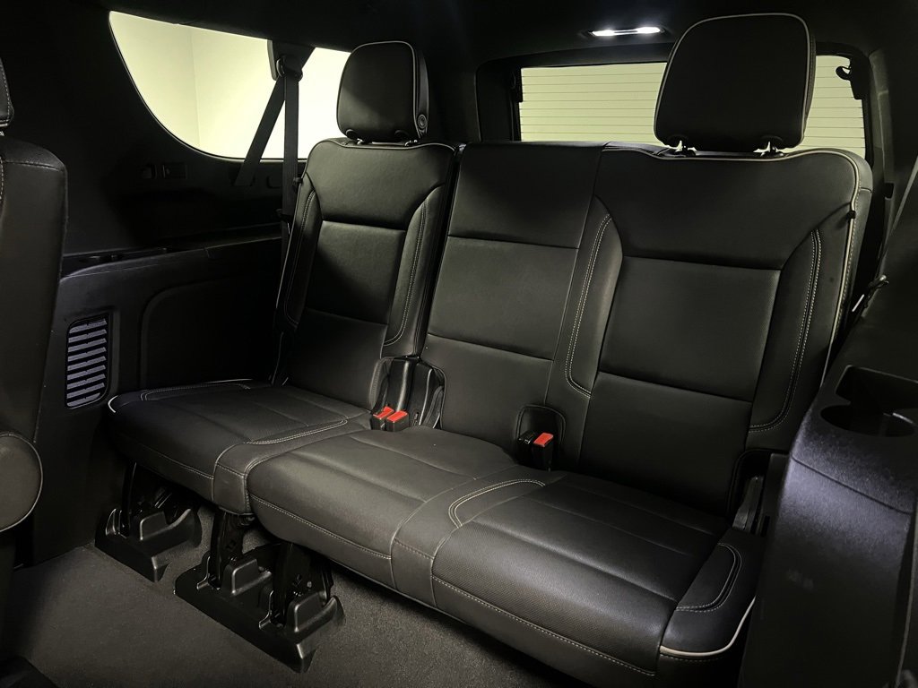 Used 2023 Chevrolet Suburban Premier image 48