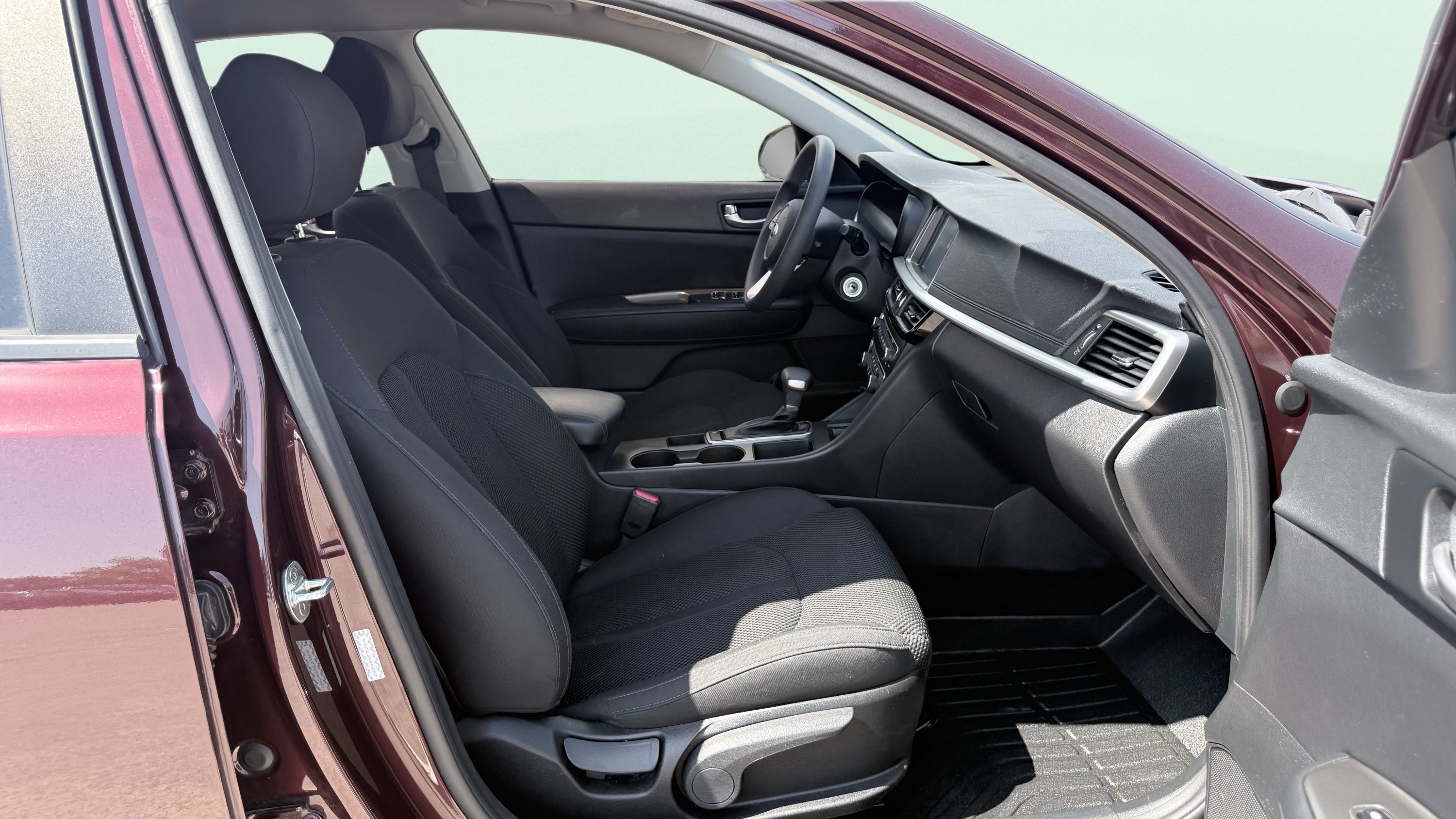 Used 2020 Kia Optima LX FWD image 37
