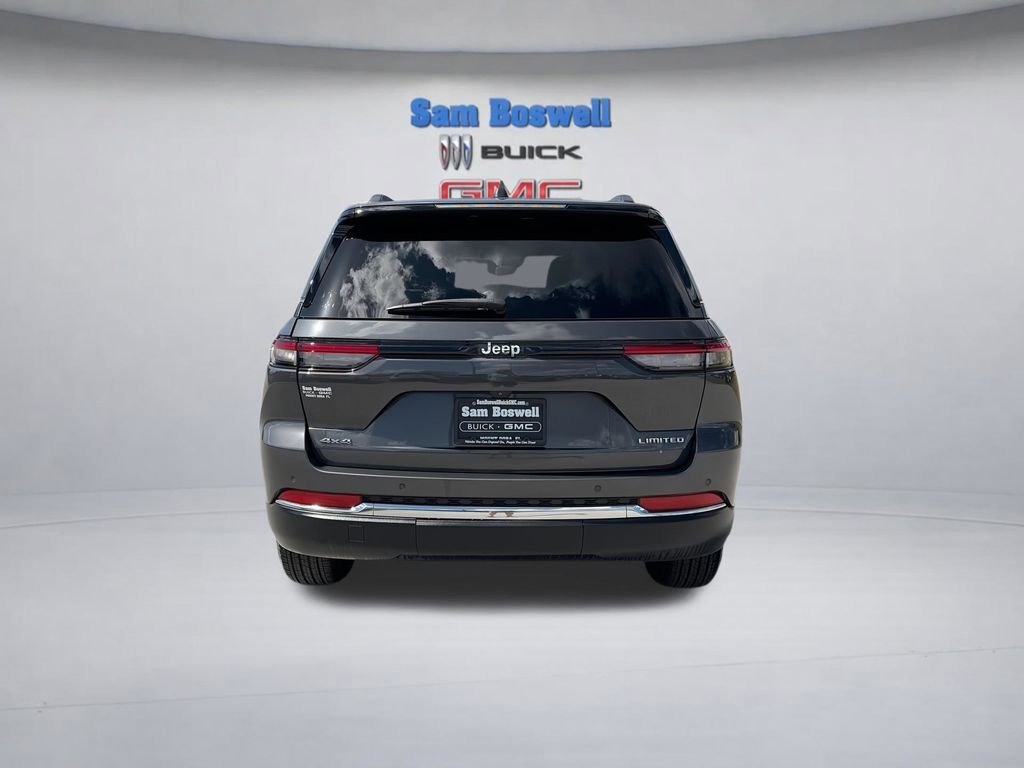 Used 2023 Jeep Grand Cherokee Limited image 7