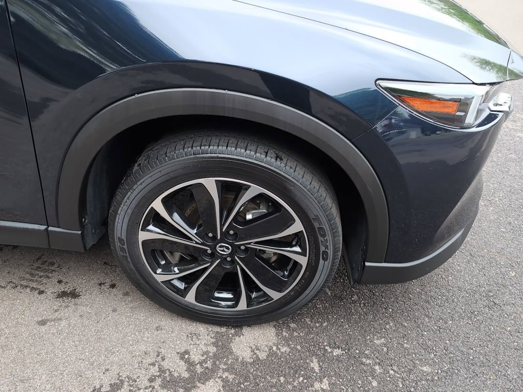 Certified 2022 MAZDA CX-5 AWD 2.5 S w/ Premium Plus Pkg image 3