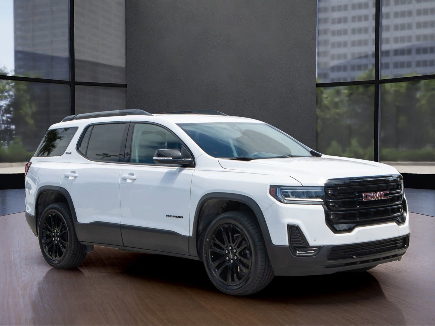 Used 2022 GMC Acadia SLE w/ Driver Convenience Package image 5