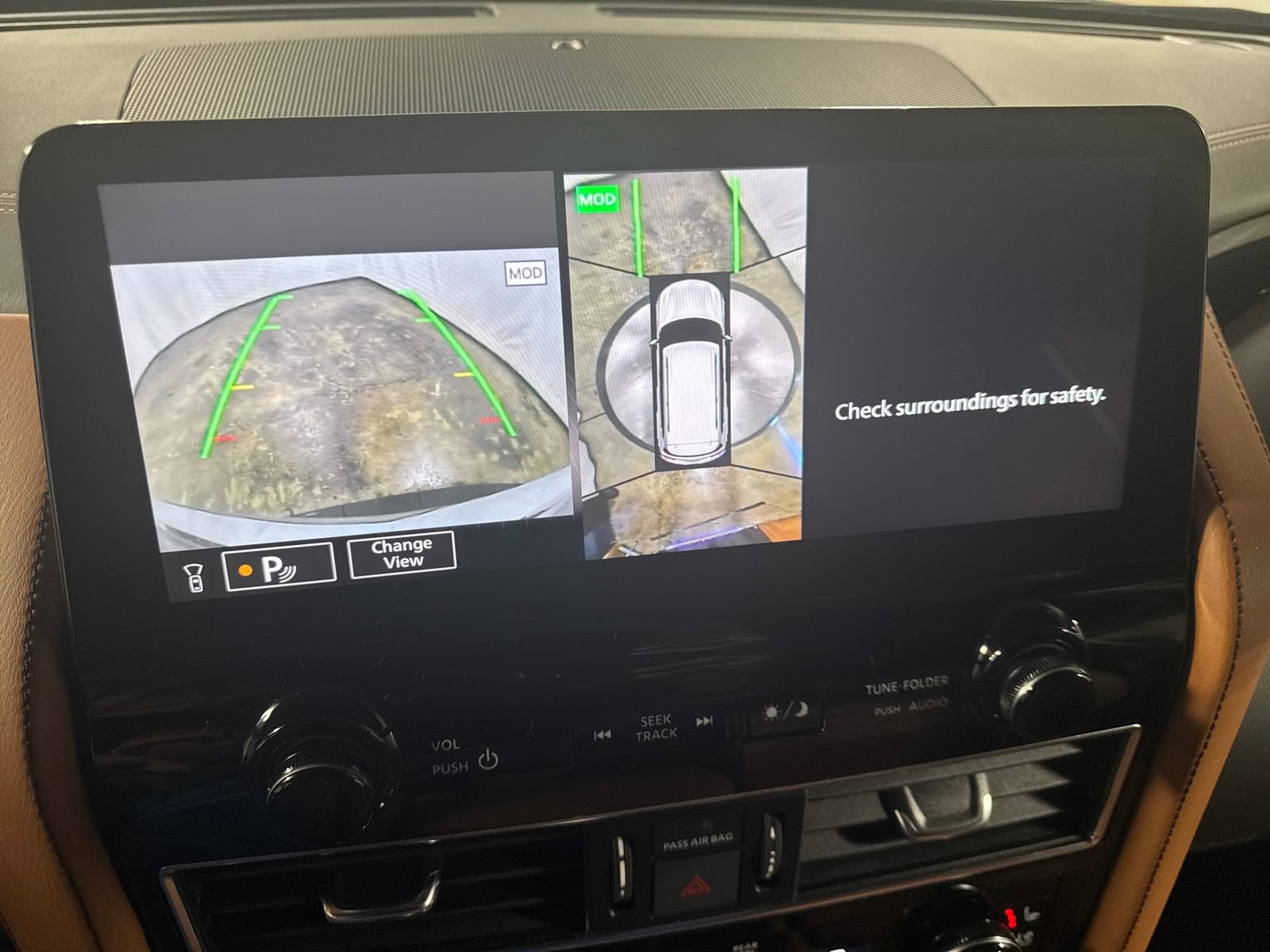 Used 2023 INFINITI QX80 Sensory w/ Cargo Package image 18