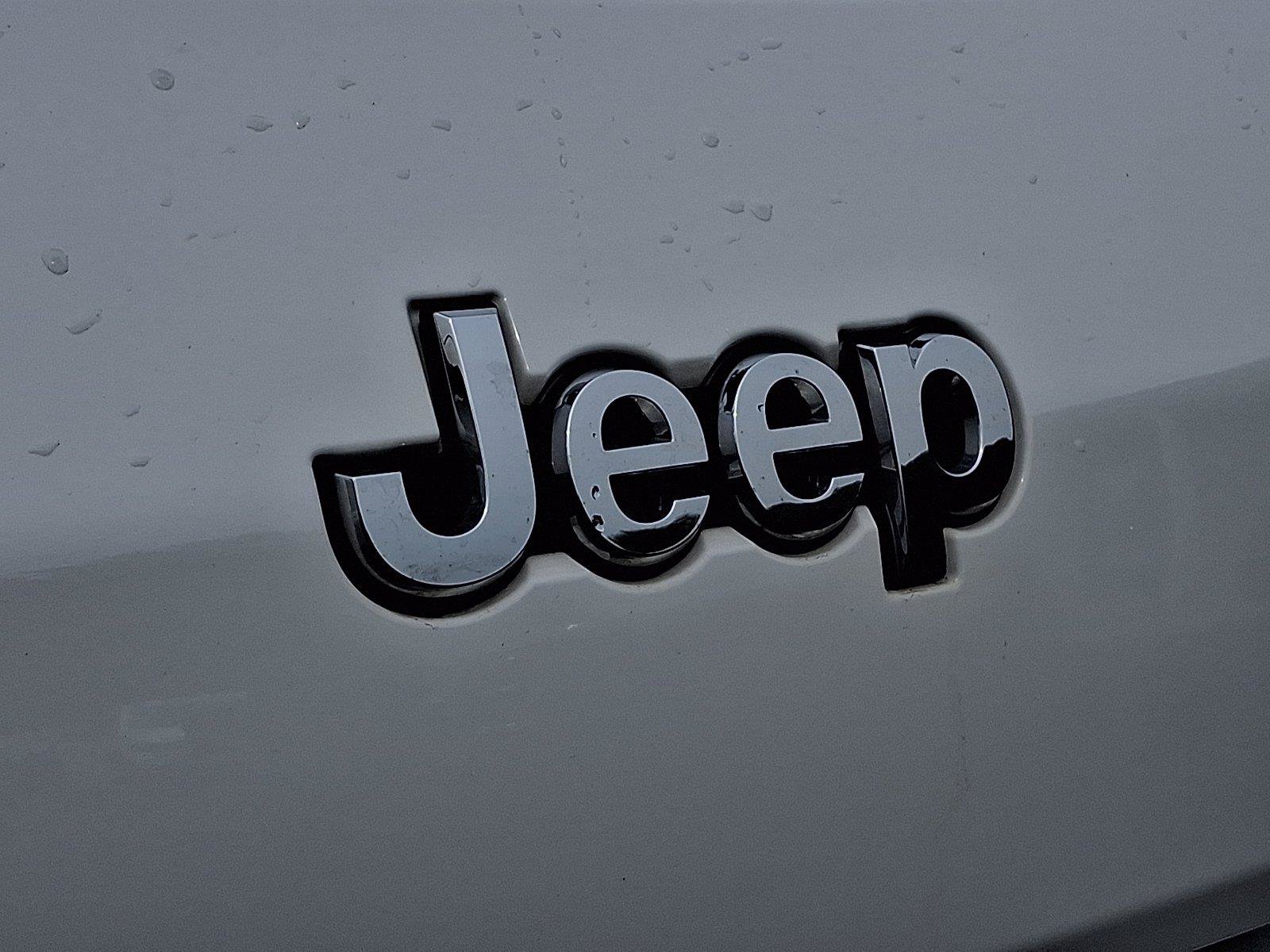 Certified 2023 Jeep Grand Cherokee L Laredo AWD/4WD image 29