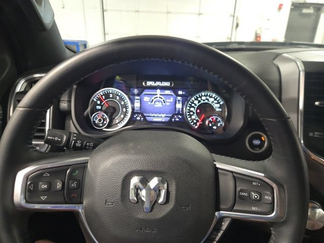 Used 2024 RAM 1500 Laramie AWD/4WD image 17