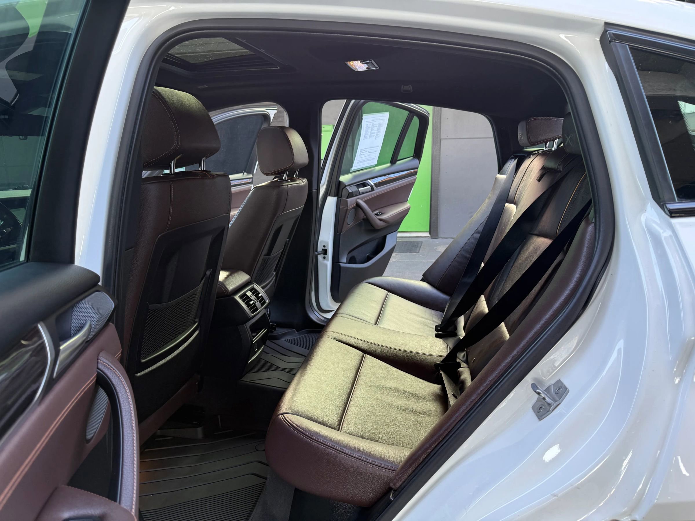 Used 2017 BMW X4 M40i w/ Technology Package image 14