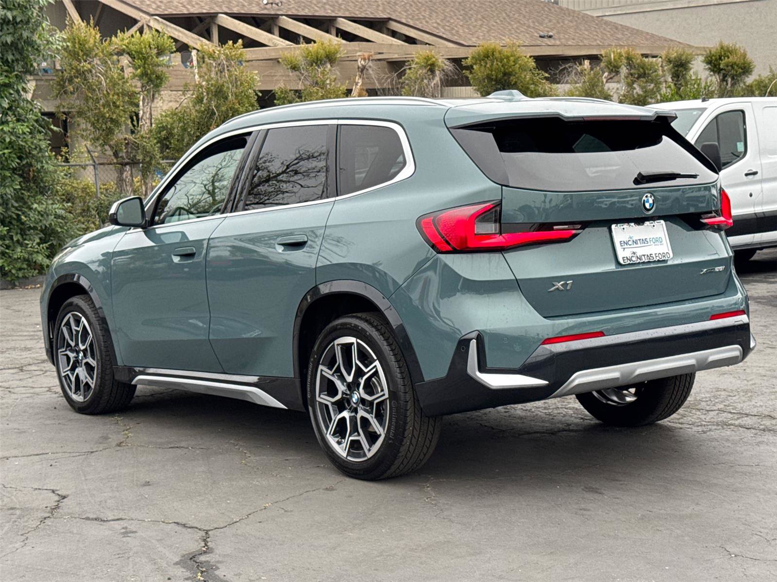 Used 2023 BMW X1 xDrive28i w/ Convenience Package image 9