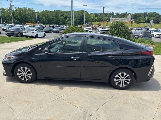 Used 2022 Toyota Prius Prime XLE FWD image 4