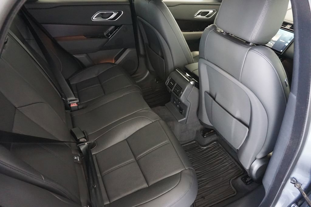 New 2026 Land Rover Range Rover Velar Dynamic SE image 26