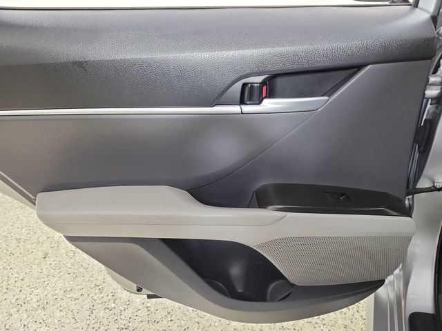 Used 2023 Toyota Camry LE FWD image 14