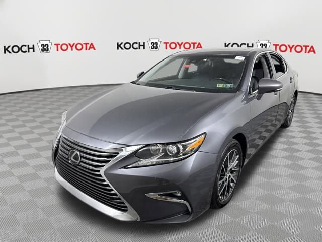 Used 2017 Lexus ES 350 image 3