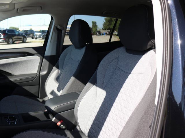 New 2026 Volkswagen Tiguan S image 7