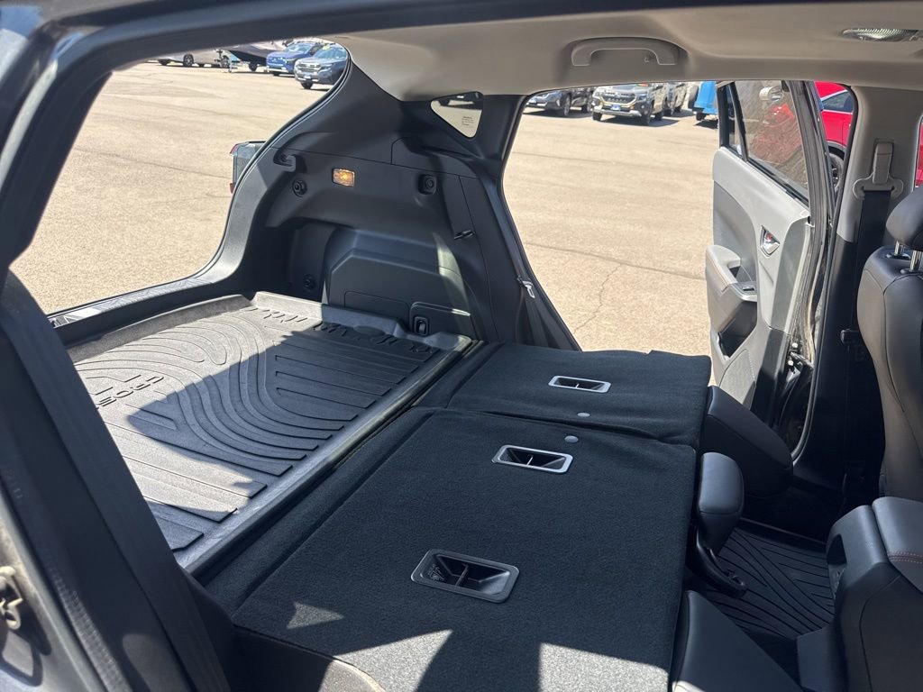 Certified 2024 Subaru Crosstrek 2.5i Limited w/ Crosstrek Mirror Package AWD/4WD image 17