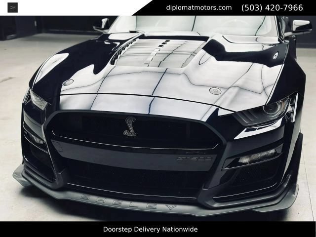 Used 2021 Ford Mustang Shelby GT500 w/ Carbon Fiber Track Pack RWD image 14