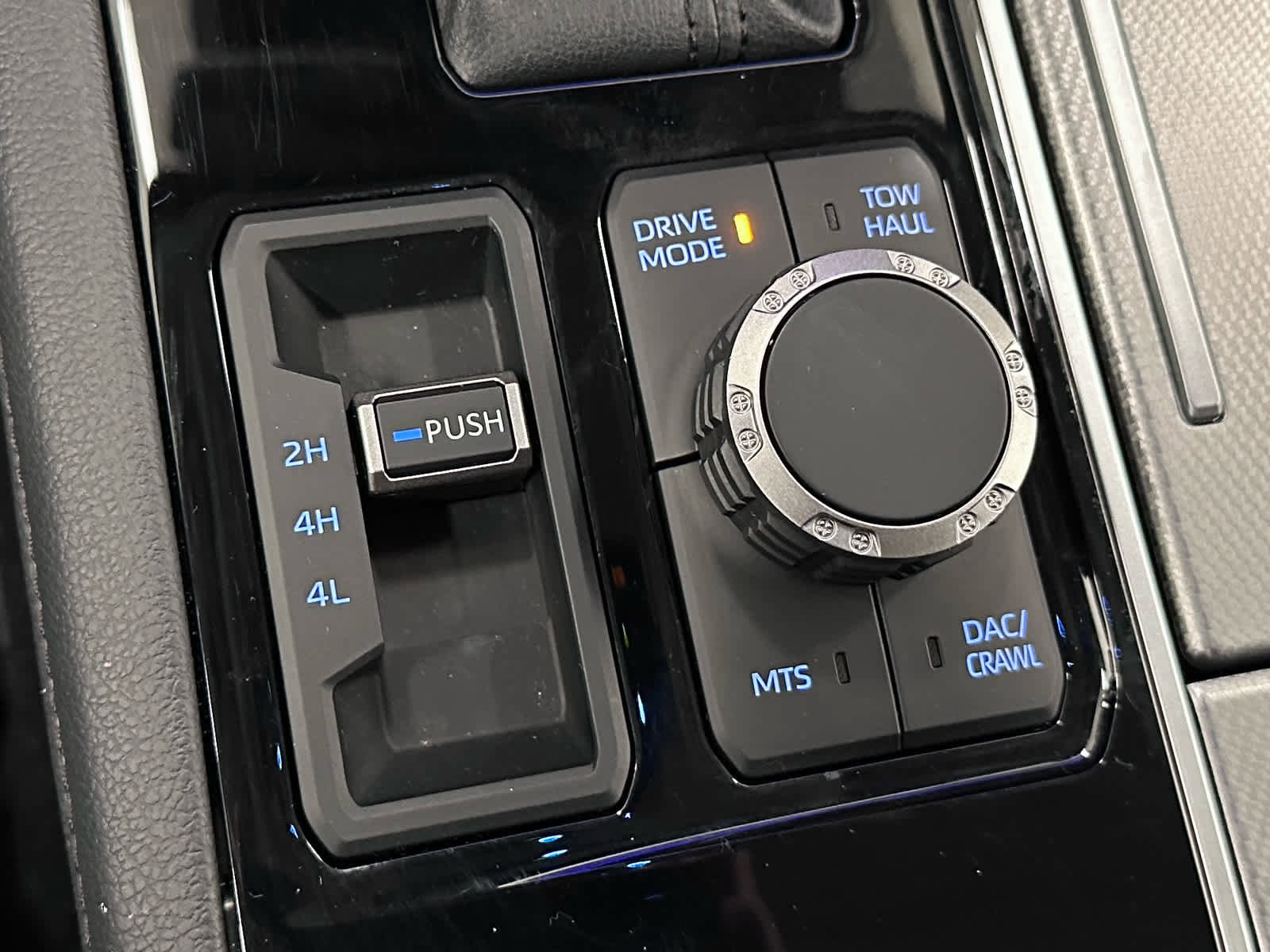 Used 2024 Toyota Sequoia Limited w/ TRD Off-Road Package AWD/4WD image 32