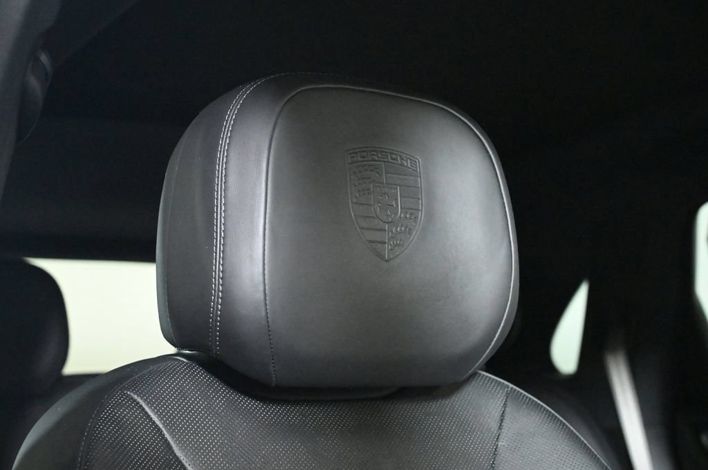 Certified 2023 Porsche Cayenne Platinum Edition AWD/4WD image 25
