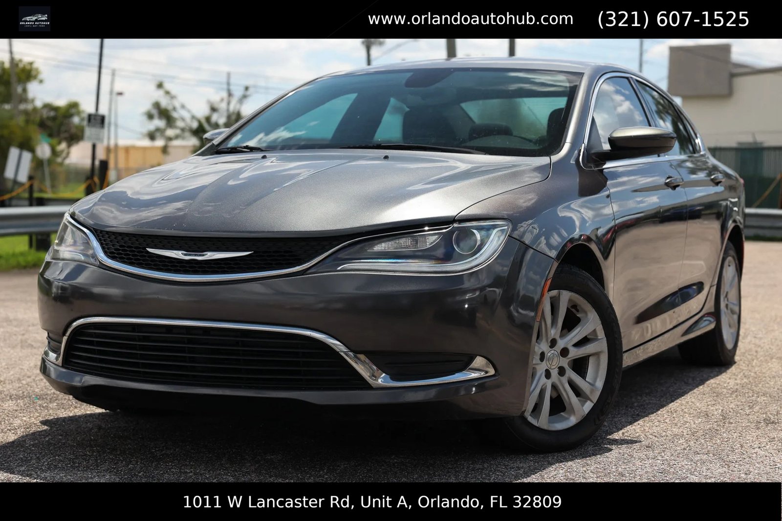 Used 2016 Chrysler 200 Limited FWD image 1