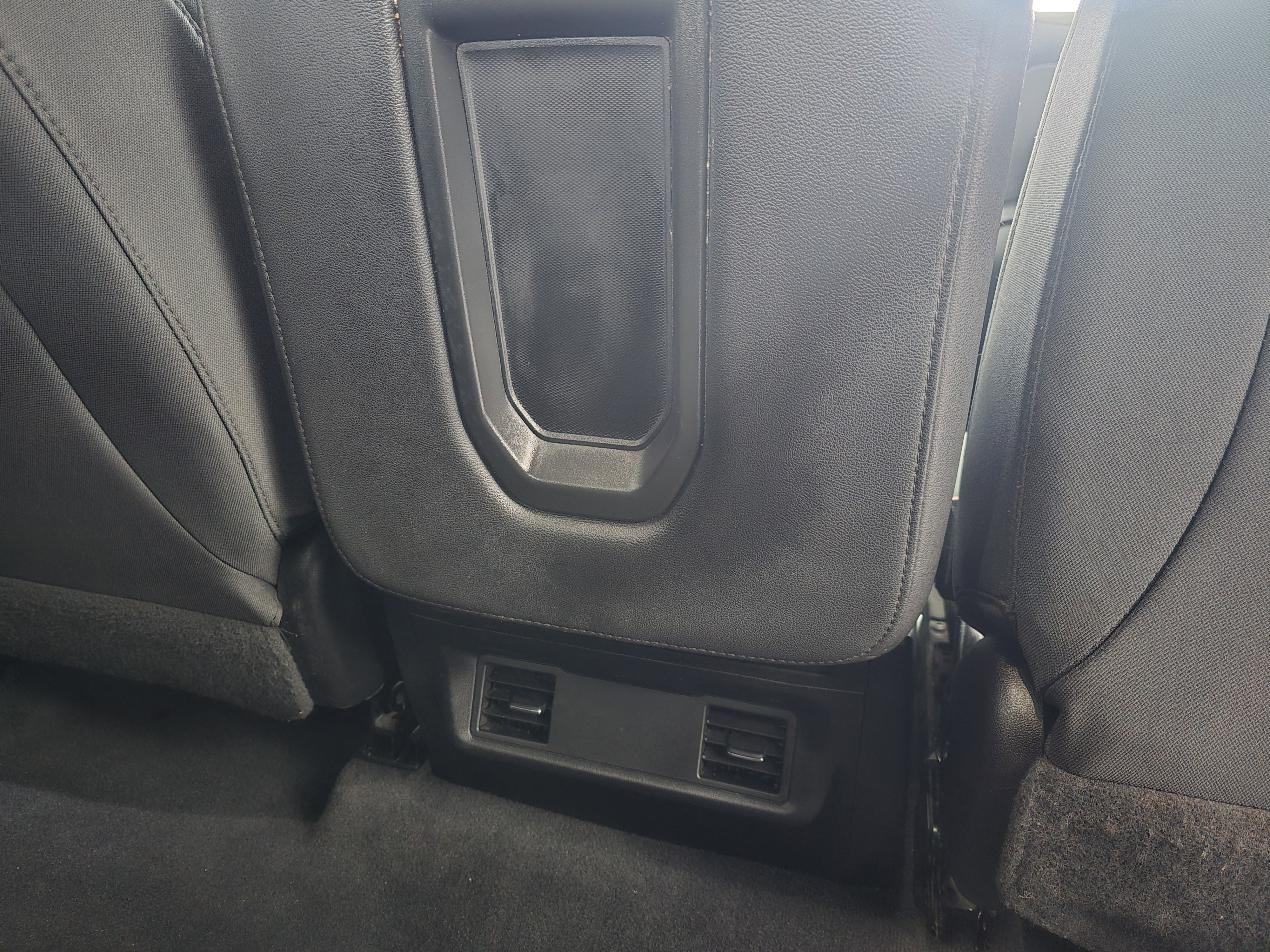 Used 2020 Chevrolet Silverado 1500 Custom w/ Custom Value Package image 30