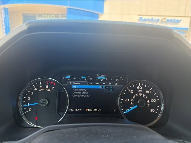 Used 2015 Ford F150 Lariat w/ Equipment Group 502A Luxury image 15