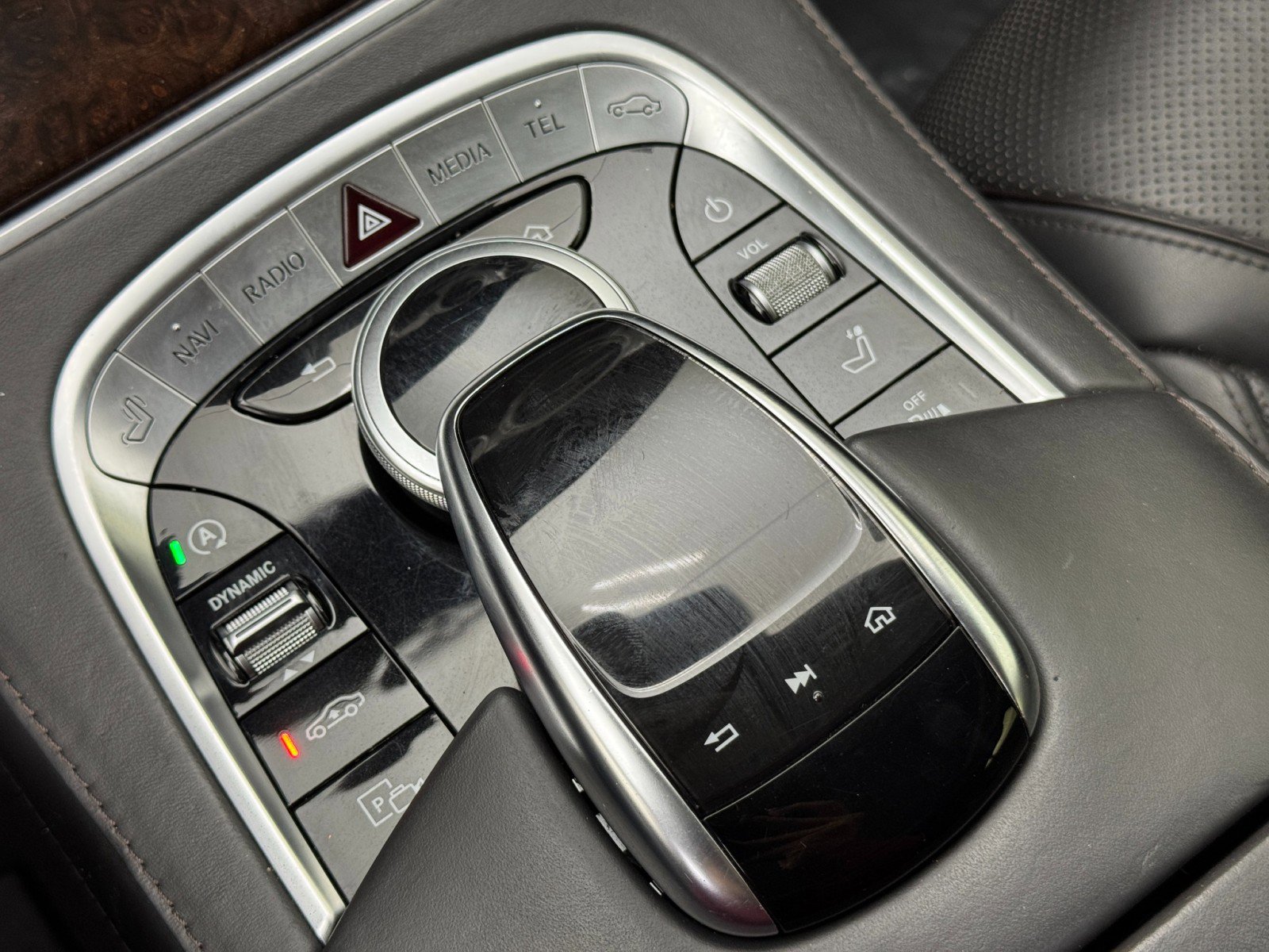 Used 2018 Mercedes-Benz S 560 Sedan image 32