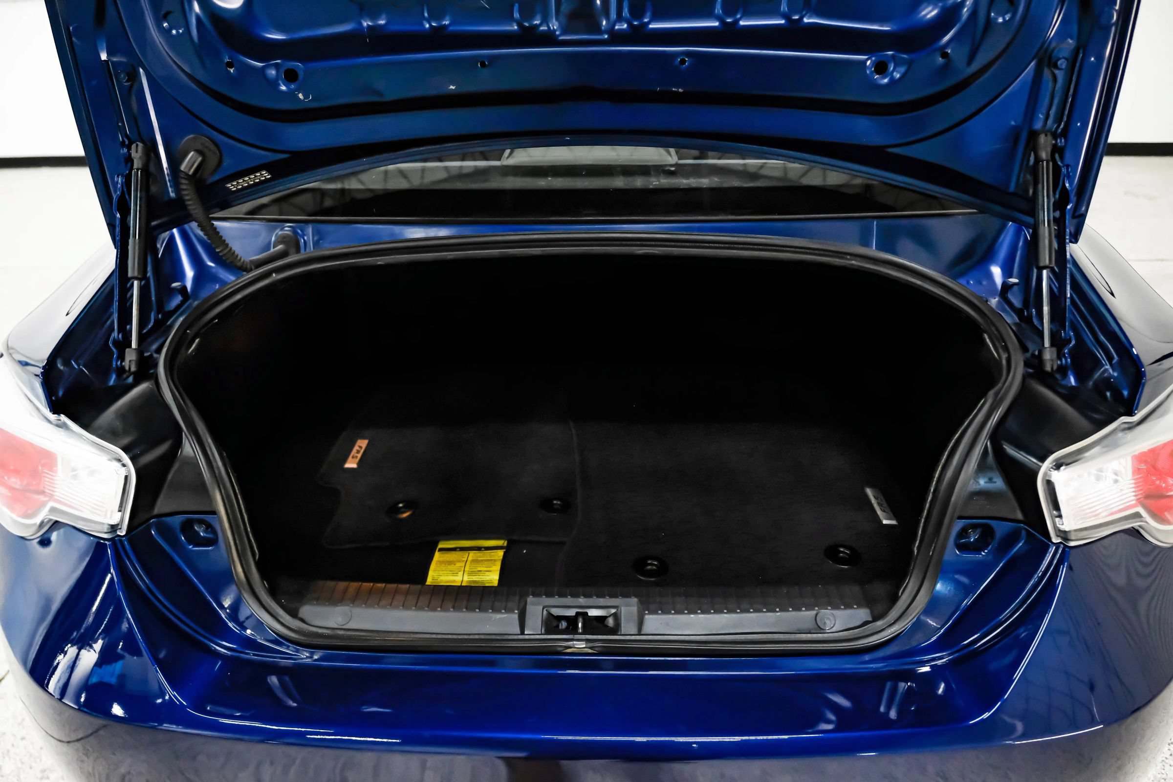 Used 2015 Scion FR-S RWD image 39