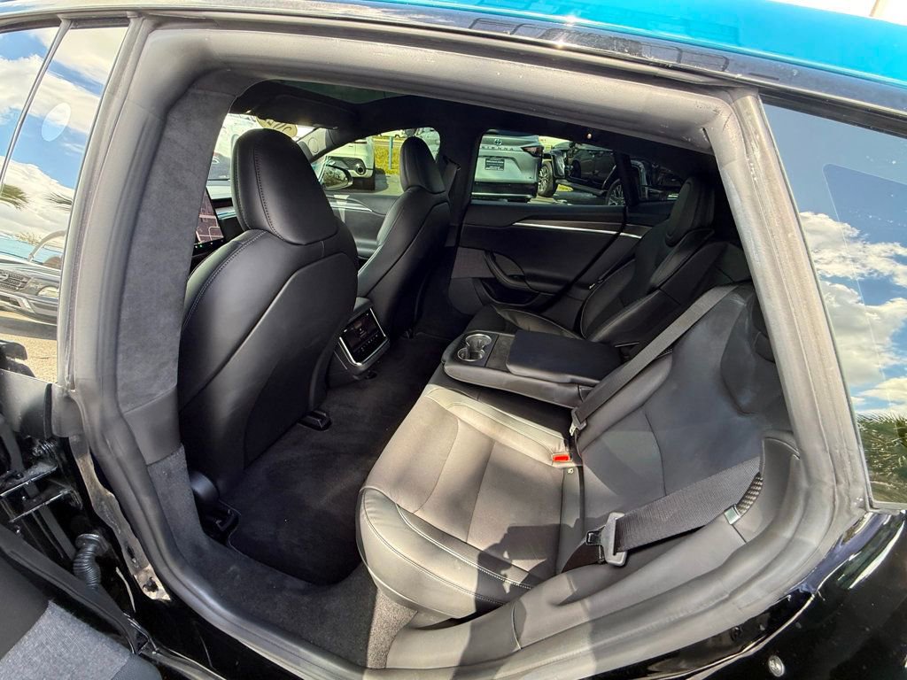 Used 2022 Tesla Model S Plaid image 25