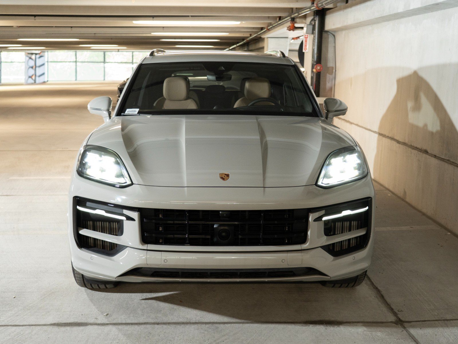 Used 2025 Porsche Cayenne GTS AWD/4WD image 6